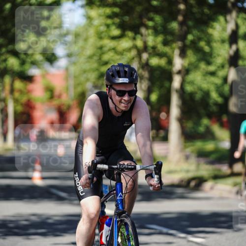 09.08.2026 - GEWOBA Citytriathlon Bremen Michael Burmester http://msf.ph/oto/9947301 09.08.2026 12:17:22 Radfahren 552, 565, 598, 600, 653, 778, 807, 1143, 1158 meine-sportfotos.de