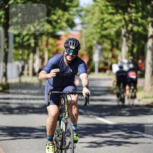 09.08.2026 - GEWOBA Citytriathlon Bremen Michael Burmester http://msf.ph/oto/9947362 09.08.2026 12:18:17 Radfahren 826, 872, 1003, 1146 meine-sportfotos.de