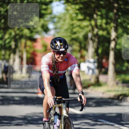 09.08.2026 - GEWOBA Citytriathlon Bremen Michael Burmester http://msf.ph/oto/9947373 09.08.2026 12:18:26 Radfahren 814, 826, 864, 872, 970, 1003 meine-sportfotos.de