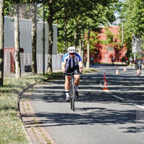 09.08.2026 - GEWOBA Citytriathlon Bremen Michael Burmester http://msf.ph/oto/9947387 09.08.2026 12:18:37 Radfahren 756, 814, 864, 970, 1119 meine-sportfotos.de