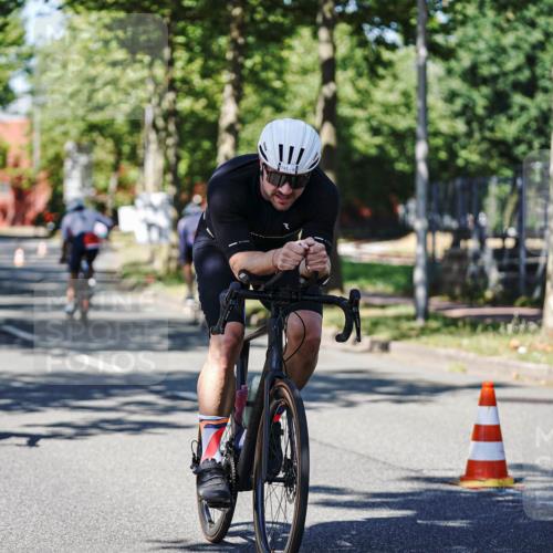 09.08.2026 - GEWOBA Citytriathlon Bremen Michael Burmester http://msf.ph/oto/9947432 09.08.2026 12:20:27 Radfahren 656, 682, 693, 728, 745, 762, 763, 792, 816, 844, 897, 1020, 1155 meine-sportfotos.de
