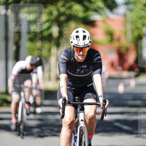09.08.2026 - GEWOBA Citytriathlon Bremen Michael Burmester http://msf.ph/oto/9947468 09.08.2026 12:21:02 Radfahren 560, 562, 628, 637, 639, 644, 668, 678, 889, 911, 912, 960, 968, 979, 1110 meine-sportfotos.de