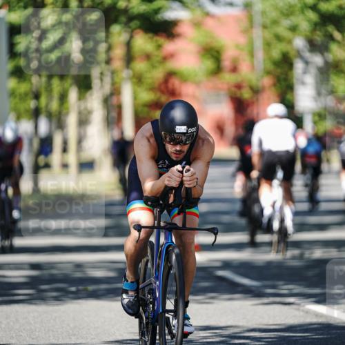 09.08.2026 - GEWOBA Citytriathlon Bremen Michael Burmester http://msf.ph/oto/9947486 09.08.2026 12:21:28 Radfahren 596, 667, 731, 737, 902, 1115 meine-sportfotos.de