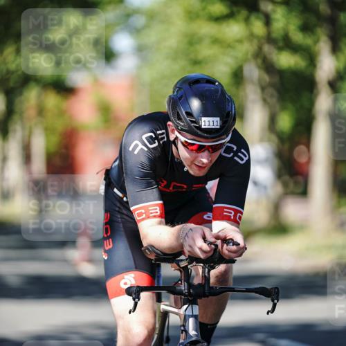 09.08.2026 - GEWOBA Citytriathlon Bremen Michael Burmester http://msf.ph/oto/9947496 09.08.2026 12:21:37 Radfahren 667, 737, 834, 902, 998, 1111 meine-sportfotos.de