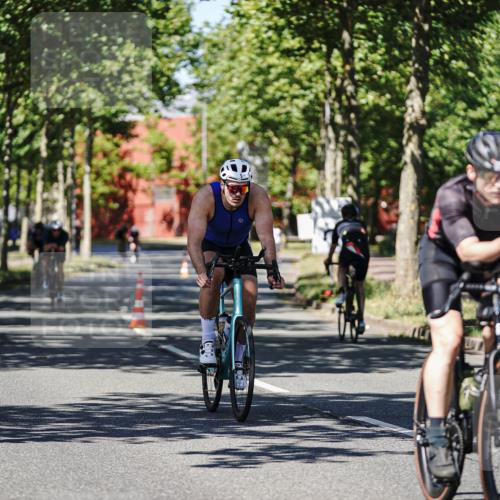 09.08.2026 - GEWOBA Citytriathlon Bremen Michael Burmester http://msf.ph/oto/9947526 09.08.2026 12:22:06 Radfahren 541, 559, 571, 604, 623, 687, 695, 896, 953, 954, 1102, 1114, 1139, 1154 meine-sportfotos.de