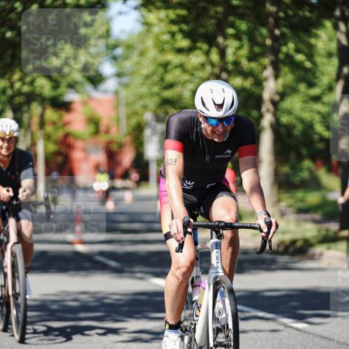 09.08.2026 - GEWOBA Citytriathlon Bremen Michael Burmester http://msf.ph/oto/9947590 09.08.2026 12:23:02 Radfahren 699, 783, 809, 915, 919, 933, 940, 966, 972, 1012, 1136 meine-sportfotos.de