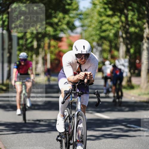09.08.2026 - GEWOBA Citytriathlon Bremen Michael Burmester http://msf.ph/oto/9947613 09.08.2026 12:23:15 Radfahren 572, 577, 612, 782, 809, 840, 871, 888, 898, 919, 972, 976, 996, 1123, 1136 meine-sportfotos.de