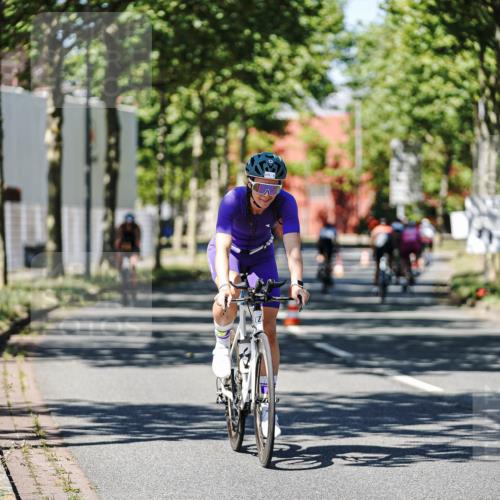 09.08.2026 - GEWOBA Citytriathlon Bremen Michael Burmester http://msf.ph/oto/9947621 09.08.2026 12:23:21 Radfahren 572, 577, 612, 707, 782, 840, 871, 888, 898, 976, 996, 1123 meine-sportfotos.de