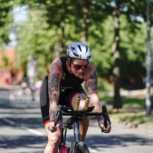 09.08.2026 - GEWOBA Citytriathlon Bremen Michael Burmester http://msf.ph/oto/9947623 09.08.2026 12:23:25 Radfahren 572, 577, 651, 707, 782, 840, 871, 888, 976, 996, 1123 meine-sportfotos.de
