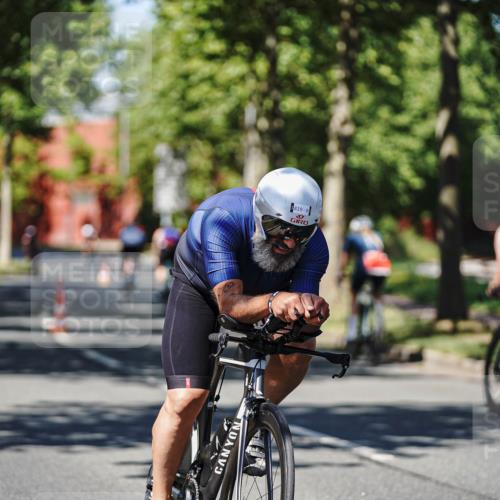 09.08.2026 - GEWOBA Citytriathlon Bremen Michael Burmester http://msf.ph/oto/9947725 09.08.2026 12:24:45 Radfahren 601, 620, 720, 770, 776, 819, 974, 1152 meine-sportfotos.de