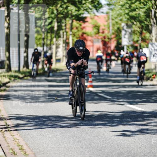 09.08.2026 - GEWOBA Citytriathlon Bremen Michael Burmester http://msf.ph/oto/9947756 09.08.2026 12:25:08 Radfahren 548, 602, 711, 858, 859, 899, 991, 1104, 1140 meine-sportfotos.de