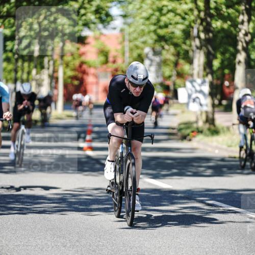 09.08.2026 - GEWOBA Citytriathlon Bremen Michael Burmester http://msf.ph/oto/9947781 09.08.2026 12:25:31 Radfahren 558, 649, 743, 774, 936, 982, 1010, 1106, 1121, 1122 meine-sportfotos.de