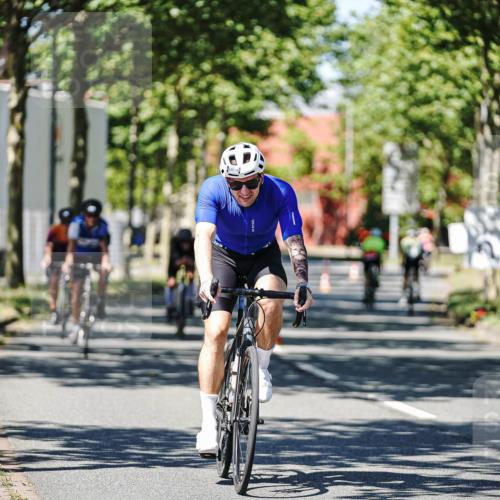 09.08.2026 - GEWOBA Citytriathlon Bremen Michael Burmester http://msf.ph/oto/9947848 09.08.2026 12:26:17 Radfahren 543, 621, 643, 700, 740, 766, 842, 908, 957, 989, 997, 1127 meine-sportfotos.de