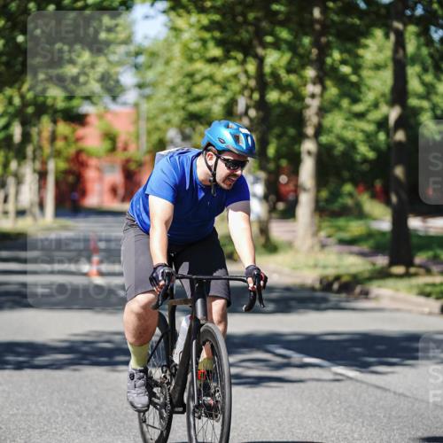 09.08.2026 - GEWOBA Citytriathlon Bremen Michael Burmester http://msf.ph/oto/9947959 09.08.2026 12:27:47 Radfahren 684, 729, 801, 828, 831, 854, 904, 1157 meine-sportfotos.de