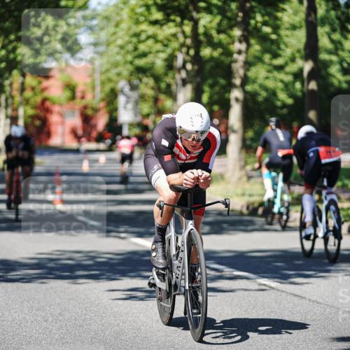 09.08.2026 - GEWOBA Citytriathlon Bremen Michael Burmester http://msf.ph/oto/9947977 09.08.2026 12:28:08 Radfahren 554, 660, 666, 690, 917, 951, 1002 meine-sportfotos.de