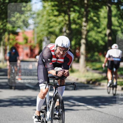 09.08.2026 - GEWOBA Citytriathlon Bremen Michael Burmester http://msf.ph/oto/9948028 09.08.2026 12:28:52 Radfahren 556, 619, 652, 658, 691, 703, 764, 795, 843, 878, 969 meine-sportfotos.de