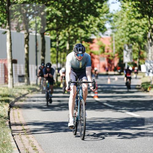 09.08.2026 - GEWOBA Citytriathlon Bremen Michael Burmester http://msf.ph/oto/9948040 09.08.2026 12:29:04 Radfahren 112, 540, 556, 563, 688, 692, 764, 771, 843, 878, 1007, 1141 meine-sportfotos.de