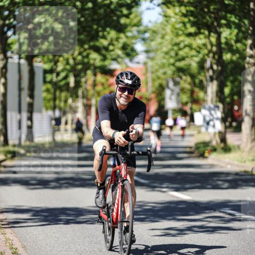 09.08.2026 - GEWOBA Citytriathlon Bremen Michael Burmester http://msf.ph/oto/9948063 09.08.2026 12:29:23 Radfahren 551, 575, 632, 723, 724, 771, 791, 811, 835, 905 meine-sportfotos.de