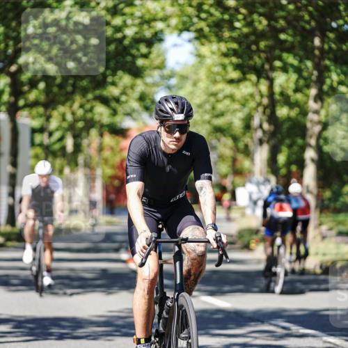 09.08.2026 - GEWOBA Citytriathlon Bremen Michael Burmester http://msf.ph/oto/9948073 09.08.2026 12:29:34 Radfahren 575, 642, 697, 724, 811, 825, 905, 999, 1011 meine-sportfotos.de