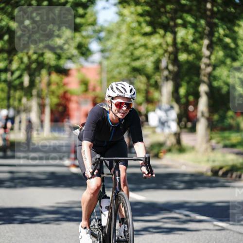 09.08.2026 - GEWOBA Citytriathlon Bremen Michael Burmester http://msf.ph/oto/9948138 09.08.2026 12:30:41 Radfahren 544, 794, 946, 959, 993, 1019, 1116, 1117, 1149 meine-sportfotos.de