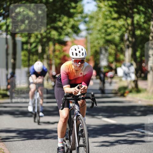 09.08.2026 - GEWOBA Citytriathlon Bremen Michael Burmester http://msf.ph/oto/9948159 09.08.2026 12:31:05 Radfahren 547, 580, 721, 775, 824, 852, 882, 947 meine-sportfotos.de