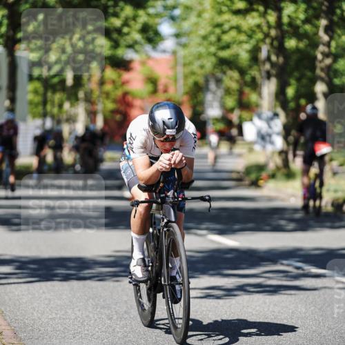 09.08.2026 - GEWOBA Citytriathlon Bremen Michael Burmester http://msf.ph/oto/9948164 09.08.2026 12:31:08 Radfahren 580, 645, 646, 685, 710, 721, 775, 824, 852, 882, 947 meine-sportfotos.de