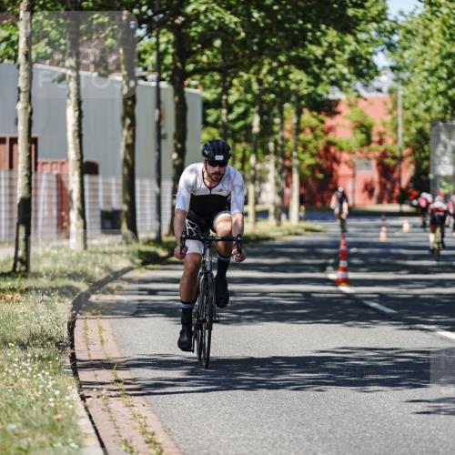 09.08.2026 - GEWOBA Citytriathlon Bremen Michael Burmester http://msf.ph/oto/9948199 09.08.2026 12:31:39 Radfahren 561, 606, 613, 647 meine-sportfotos.de