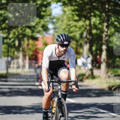 09.08.2026 - GEWOBA Citytriathlon Bremen Michael Burmester http://msf.ph/oto/9948201 09.08.2026 12:31:40 Radfahren 561, 606, 613, 647, 735 meine-sportfotos.de