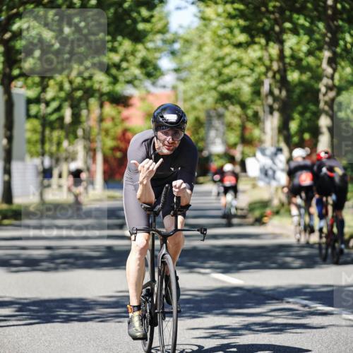 09.08.2026 - GEWOBA Citytriathlon Bremen Michael Burmester http://msf.ph/oto/9948204 09.08.2026 12:31:48 Radfahren 613, 647, 735, 799 meine-sportfotos.de