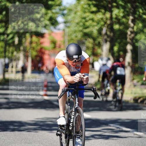 09.08.2026 - GEWOBA Citytriathlon Bremen Michael Burmester http://msf.ph/oto/9948218 09.08.2026 12:32:07 Radfahren 579, 650, 883, 884, 924, 955, 990 meine-sportfotos.de