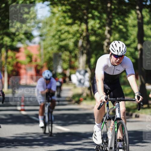 09.08.2026 - GEWOBA Citytriathlon Bremen Michael Burmester http://msf.ph/oto/9948267 09.08.2026 12:33:17 Radfahren 730, 769, 879, 930, 1006 meine-sportfotos.de