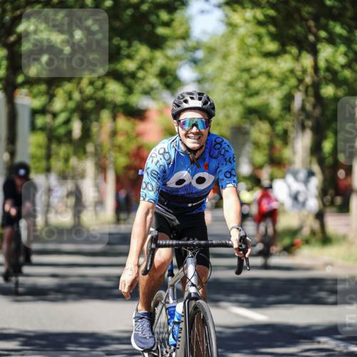 09.08.2026 - GEWOBA Citytriathlon Bremen Michael Burmester http://msf.ph/oto/9948286 09.08.2026 12:33:34 Radfahren 583, 615, 648, 679, 717, 769, 784, 880, 1006, 1133 meine-sportfotos.de