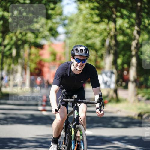 09.08.2026 - GEWOBA Citytriathlon Bremen Michael Burmester http://msf.ph/oto/9948383 09.08.2026 12:34:57 Radfahren 557, 638, 756, 855, 939, 1145 meine-sportfotos.de