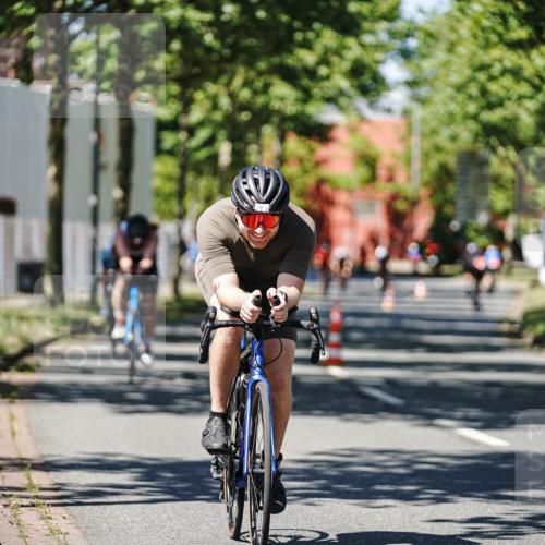 09.08.2026 - GEWOBA Citytriathlon Bremen Michael Burmester http://msf.ph/oto/9948391 09.08.2026 12:35:08 Radfahren 555, 574, 598, 624, 638, 778, 807, 846 meine-sportfotos.de