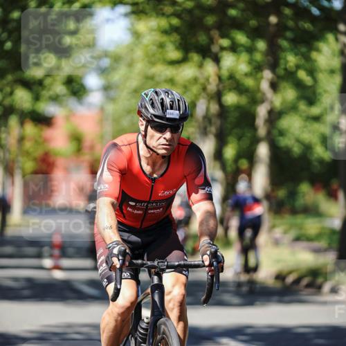 09.08.2026 - GEWOBA Citytriathlon Bremen Michael Burmester http://msf.ph/oto/9948406 09.08.2026 12:35:18 Radfahren 555, 574, 598, 600, 609, 624, 739, 773, 777, 778, 804, 807, 826, 846, 987, 1138 meine-sportfotos.de