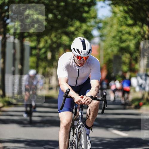 09.08.2026 - GEWOBA Citytriathlon Bremen Michael Burmester http://msf.ph/oto/9948412 09.08.2026 12:35:22 Radfahren 600, 609, 739, 773, 777, 778, 804, 826, 846, 987, 1138 meine-sportfotos.de