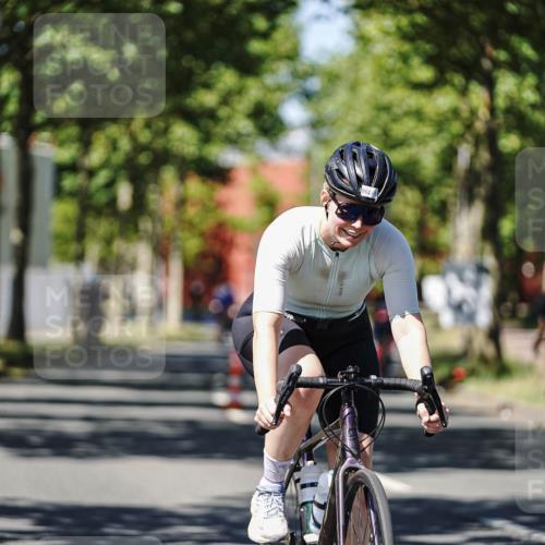 09.08.2026 - GEWOBA Citytriathlon Bremen Michael Burmester http://msf.ph/oto/9948418 09.08.2026 12:35:33 Radfahren 552, 600, 739, 773, 777, 987 meine-sportfotos.de