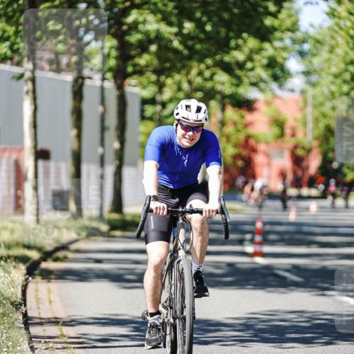 09.08.2026 - GEWOBA Citytriathlon Bremen Michael Burmester http://msf.ph/oto/9948458 09.08.2026 12:36:05 Radfahren 564, 565, 595, 737, 781, 803, 820, 869, 901, 918, 981, 1009, 1119, 1155 meine-sportfotos.de