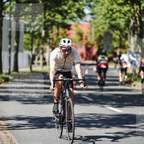 09.08.2026 - GEWOBA Citytriathlon Bremen Michael Burmester http://msf.ph/oto/9948522 09.08.2026 12:36:50 Radfahren 699, 861, 943, 970, 1005, 1147 meine-sportfotos.de