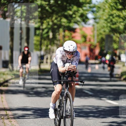 09.08.2026 - GEWOBA Citytriathlon Bremen Michael Burmester http://msf.ph/oto/9948613 09.08.2026 12:38:07 Radfahren 559, 603, 763, 806, 886, 897, 911, 960, 1017, 1113 meine-sportfotos.de