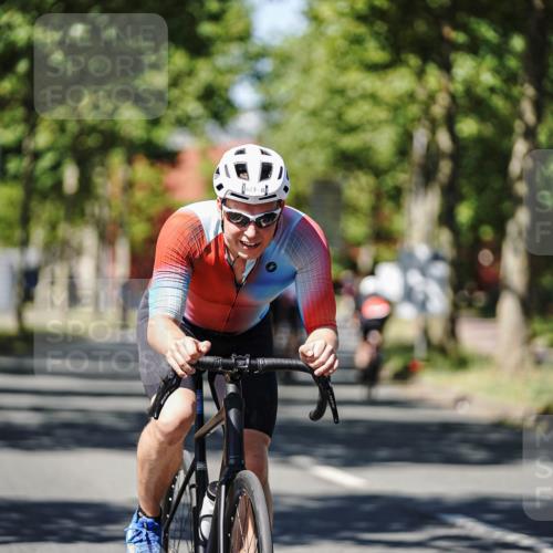 09.08.2026 - GEWOBA Citytriathlon Bremen Michael Burmester http://msf.ph/oto/9948639 09.08.2026 12:38:27 Radfahren 541, 570, 596, 623, 637, 672, 695, 762, 886, 912 meine-sportfotos.de