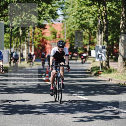 09.08.2026 - GEWOBA Citytriathlon Bremen Michael Burmester http://msf.ph/oto/9948640 09.08.2026 12:38:33 Radfahren 541, 570, 623, 637, 695, 838, 844, 912, 1111 meine-sportfotos.de