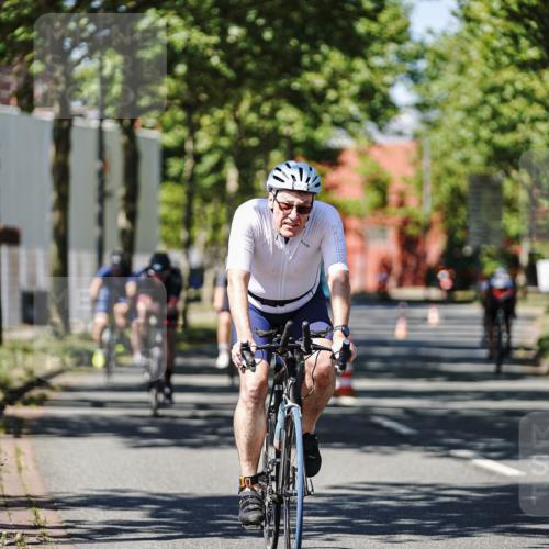 09.08.2026 - GEWOBA Citytriathlon Bremen Michael Burmester http://msf.ph/oto/9948647 09.08.2026 12:38:38 Radfahren 541, 572, 577, 623, 637, 667, 695, 838, 844, 912, 1111, 1156 meine-sportfotos.de