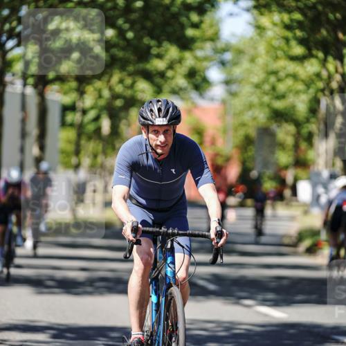 09.08.2026 - GEWOBA Citytriathlon Bremen Michael Burmester http://msf.ph/oto/9948668 09.08.2026 12:38:56 Radfahren 625, 667, 694, 759, 798, 902, 1003 meine-sportfotos.de