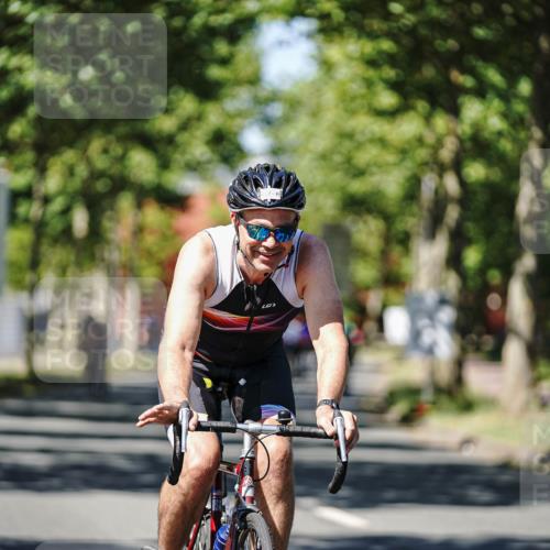 09.08.2026 - GEWOBA Citytriathlon Bremen Michael Burmester http://msf.ph/oto/9948694 09.08.2026 12:39:22 Radfahren 656, 664, 705, 783, 817 meine-sportfotos.de