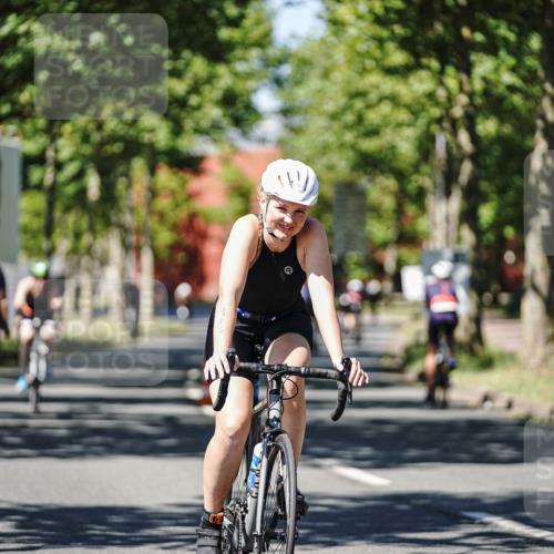 09.08.2026 - GEWOBA Citytriathlon Bremen Michael Burmester http://msf.ph/oto/9948718 09.08.2026 12:39:44 Radfahren 612, 693, 834, 840, 871, 896, 923, 998, 1154 meine-sportfotos.de