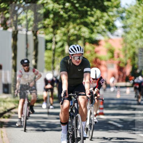 09.08.2026 - GEWOBA Citytriathlon Bremen Michael Burmester http://msf.ph/oto/9948768 09.08.2026 12:40:16 Radfahren 626, 743, 761, 789, 953, 1115, 1127, 1132 meine-sportfotos.de