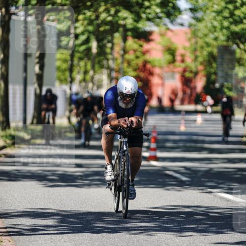 09.08.2026 - GEWOBA Citytriathlon Bremen Michael Burmester http://msf.ph/oto/9948776 09.08.2026 12:40:22 Radfahren 626, 671, 707, 743, 761, 789, 809, 819, 888, 953, 954, 1115, 1127 meine-sportfotos.de
