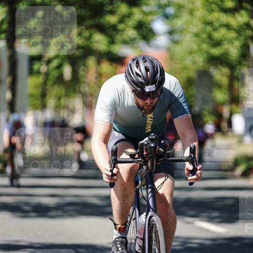 09.08.2026 - GEWOBA Citytriathlon Bremen Michael Burmester http://msf.ph/oto/9948799 09.08.2026 12:40:45 Radfahren 601, 620, 644, 651, 774, 805, 810, 976, 1136 meine-sportfotos.de
