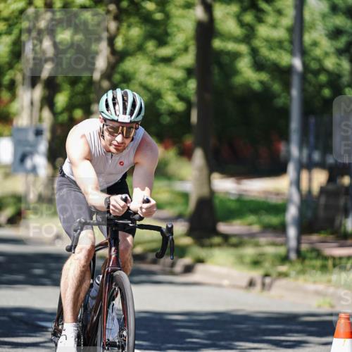 09.08.2026 - GEWOBA Citytriathlon Bremen Michael Burmester http://msf.ph/oto/9948844 09.08.2026 12:41:30 Radfahren 548, 602, 702, 711, 740, 767, 915, 933, 940, 982, 1020, 1159 meine-sportfotos.de